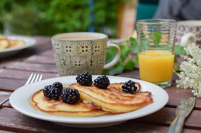 staying calm on your wedding day, yummy breakfast of pancakes, fruit, juice, and coffee